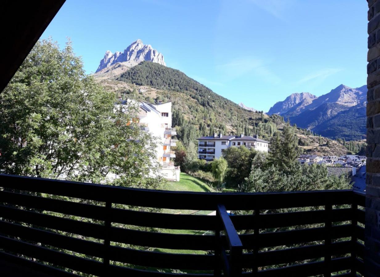 Excelsior. Espectacular Y Exclusivo Apartamento En Sallent De Gallego. Exterior foto